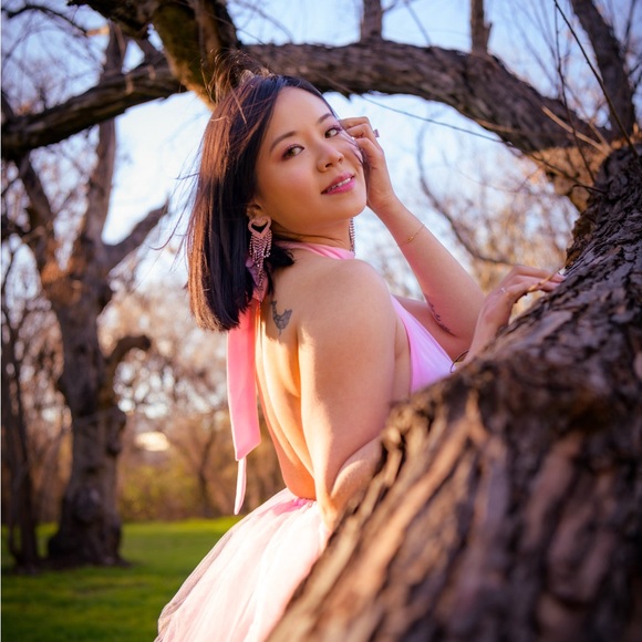 Updated: Meet your Posher, Iris! - Picture 1 of 4